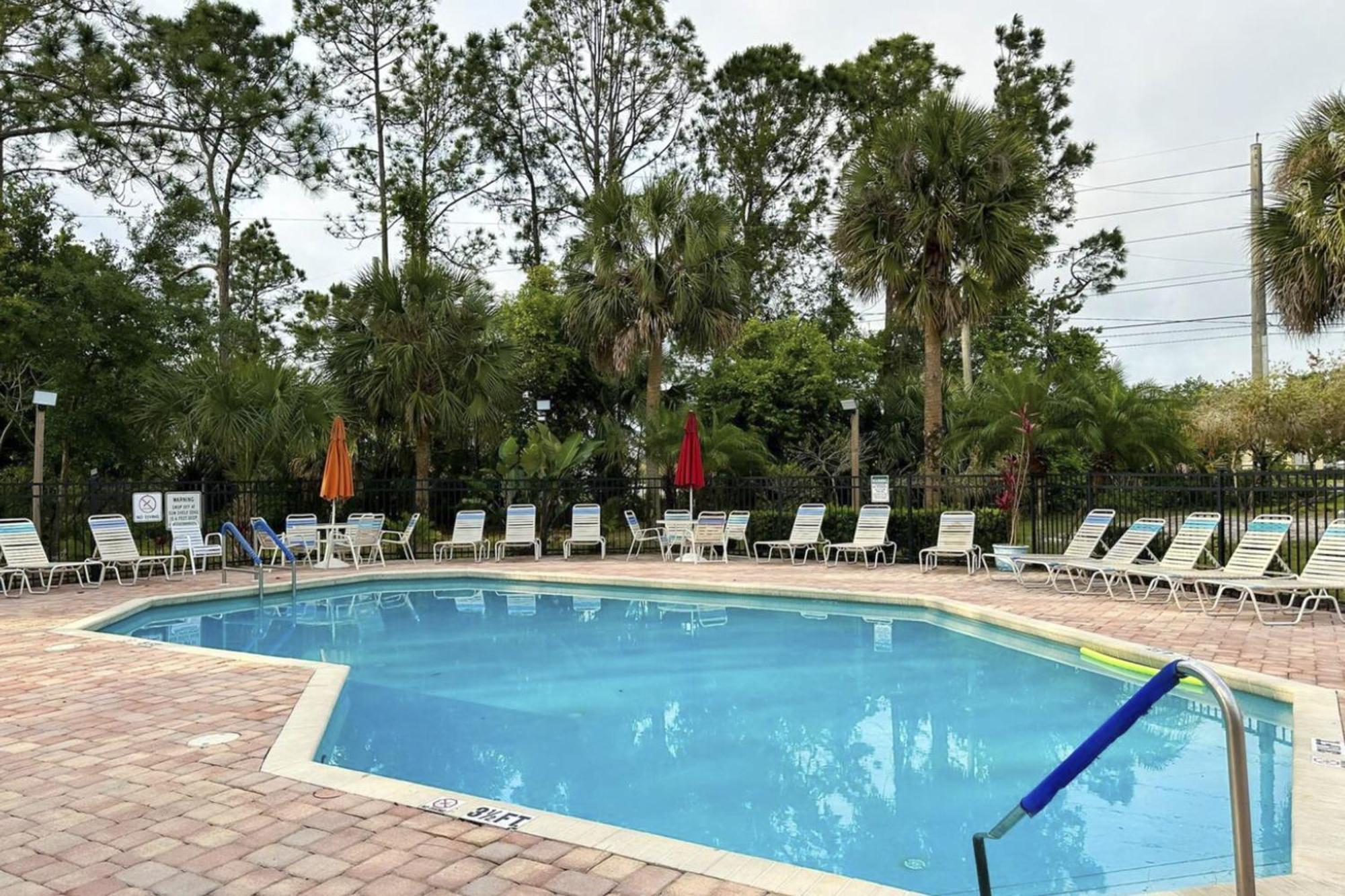 Royal Days Getaway Apartment Orlando Exterior photo